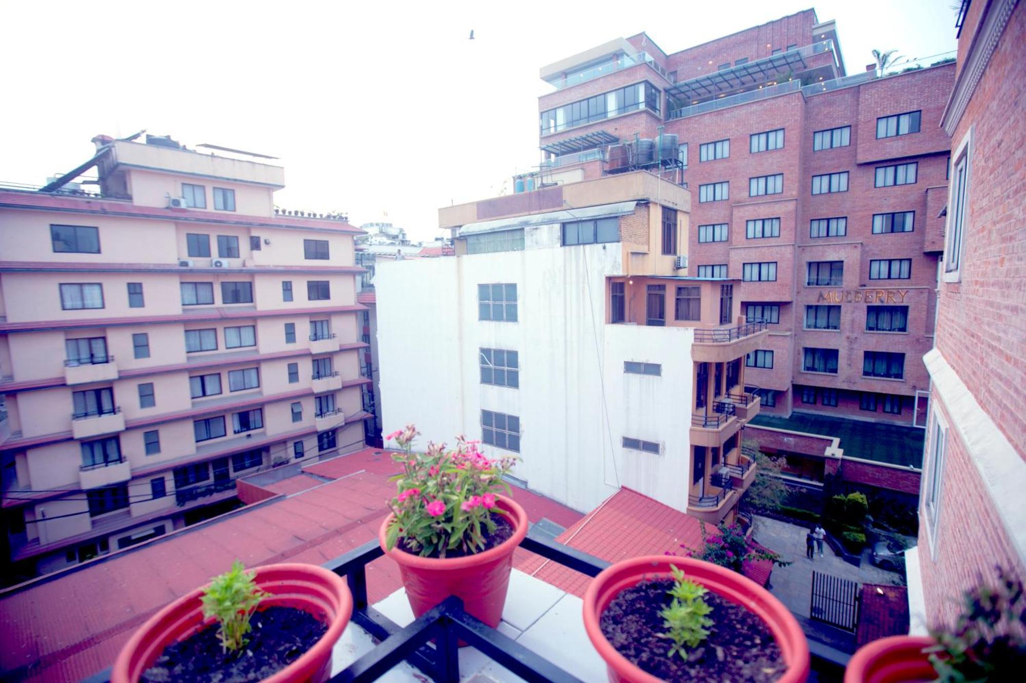 Divya Boutique Inn Katmandou Extérieur photo