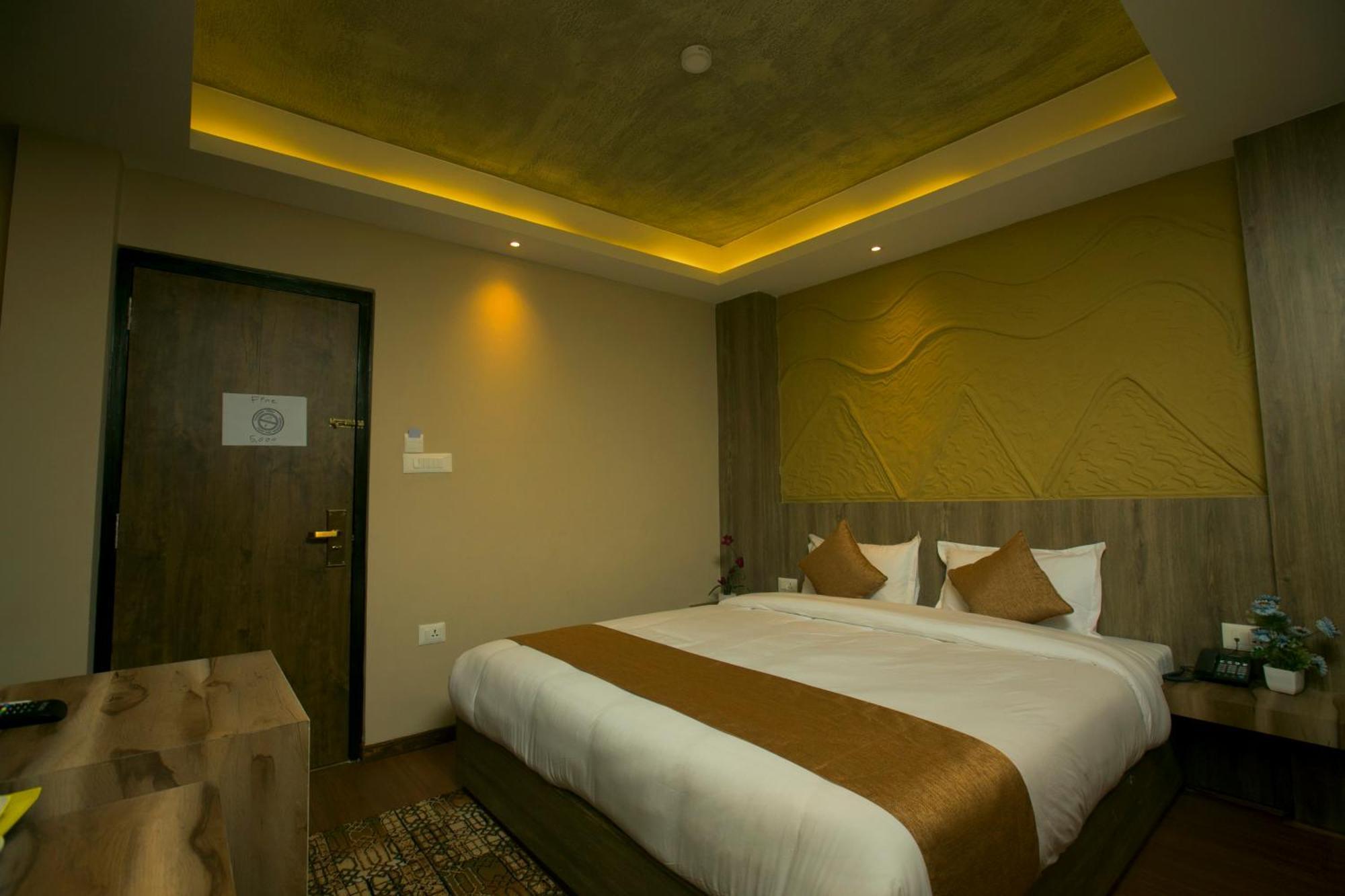 Divya Boutique Inn Katmandou Extérieur photo