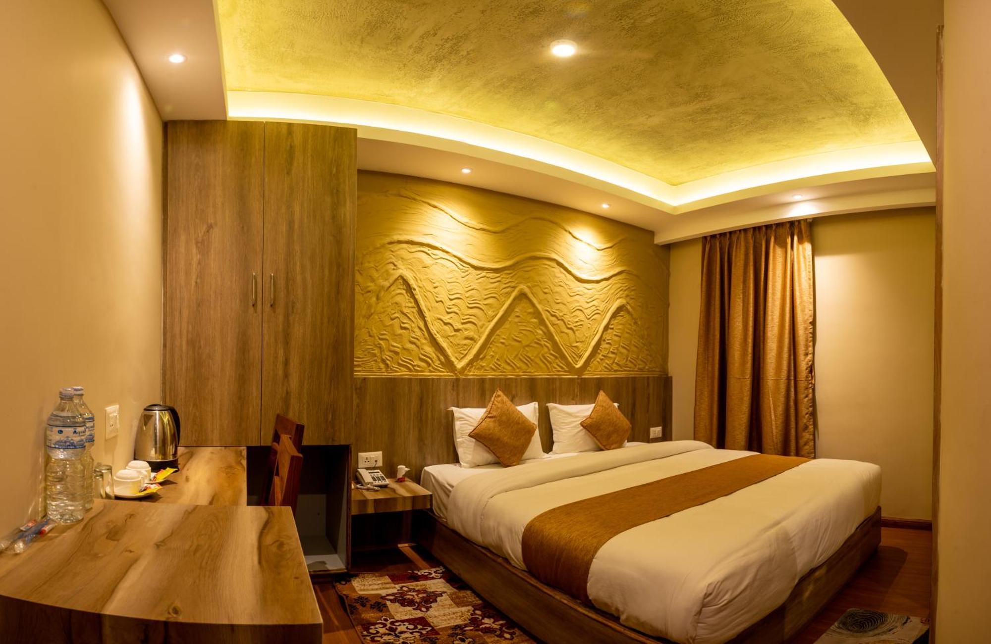Divya Boutique Inn Katmandou Extérieur photo
