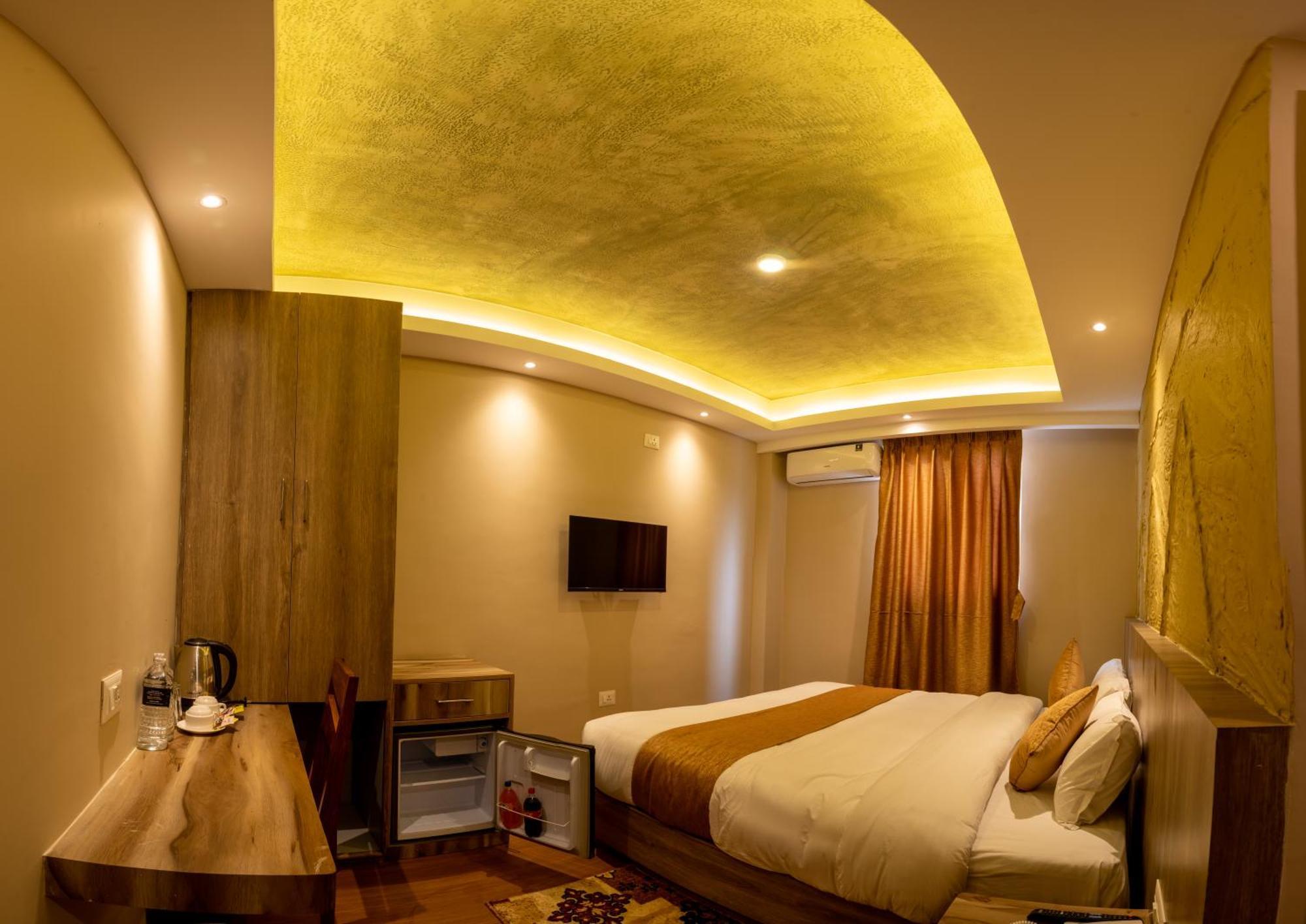 Divya Boutique Inn Katmandou Extérieur photo