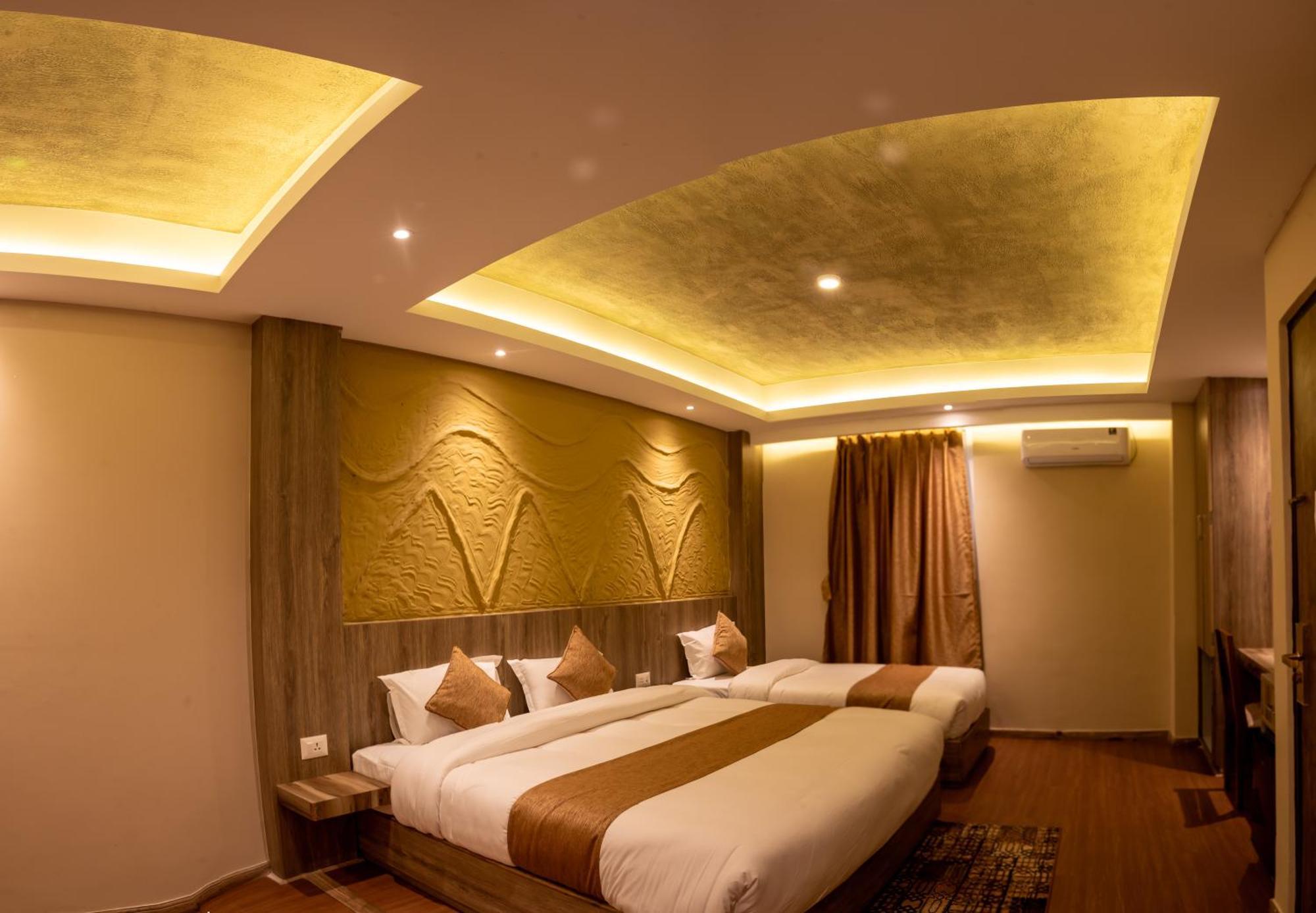 Divya Boutique Inn Katmandou Extérieur photo