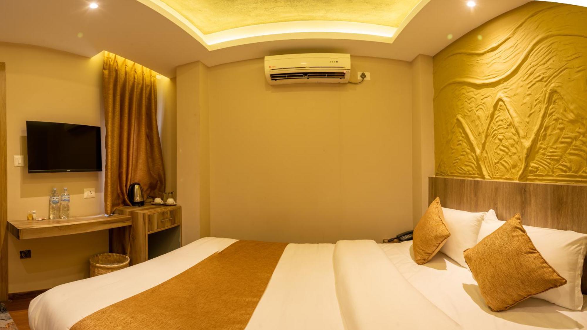 Divya Boutique Inn Katmandou Extérieur photo